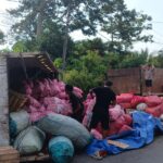 POLISI TANGGAP CEPAT KECELAKAAN TUNGGAL DI AIR LIMAU, HIMBAU PENGEMUDI CEK KENDARAAN SEBELUM BERANGKAT
