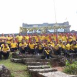 Polres Bangka Barat Olahraga Pagi di Bukit Menumbing, Kenalkan Nilai Sejarah kepada Personel